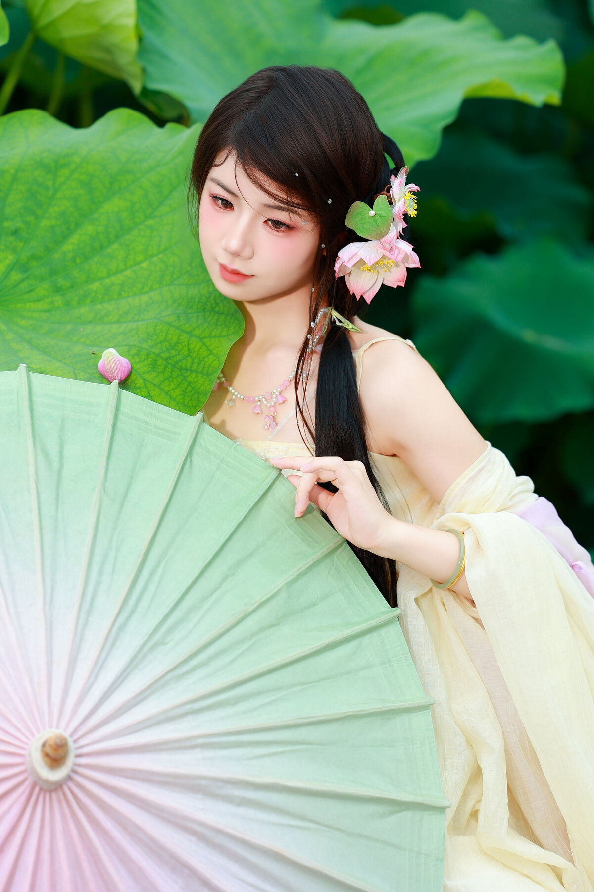 YiTuYu艺图语 Vol.9955 Xiao Du Tong Xue 53 YiTuYu艺图语 Vol.9955 Xiao Du Tong Xue