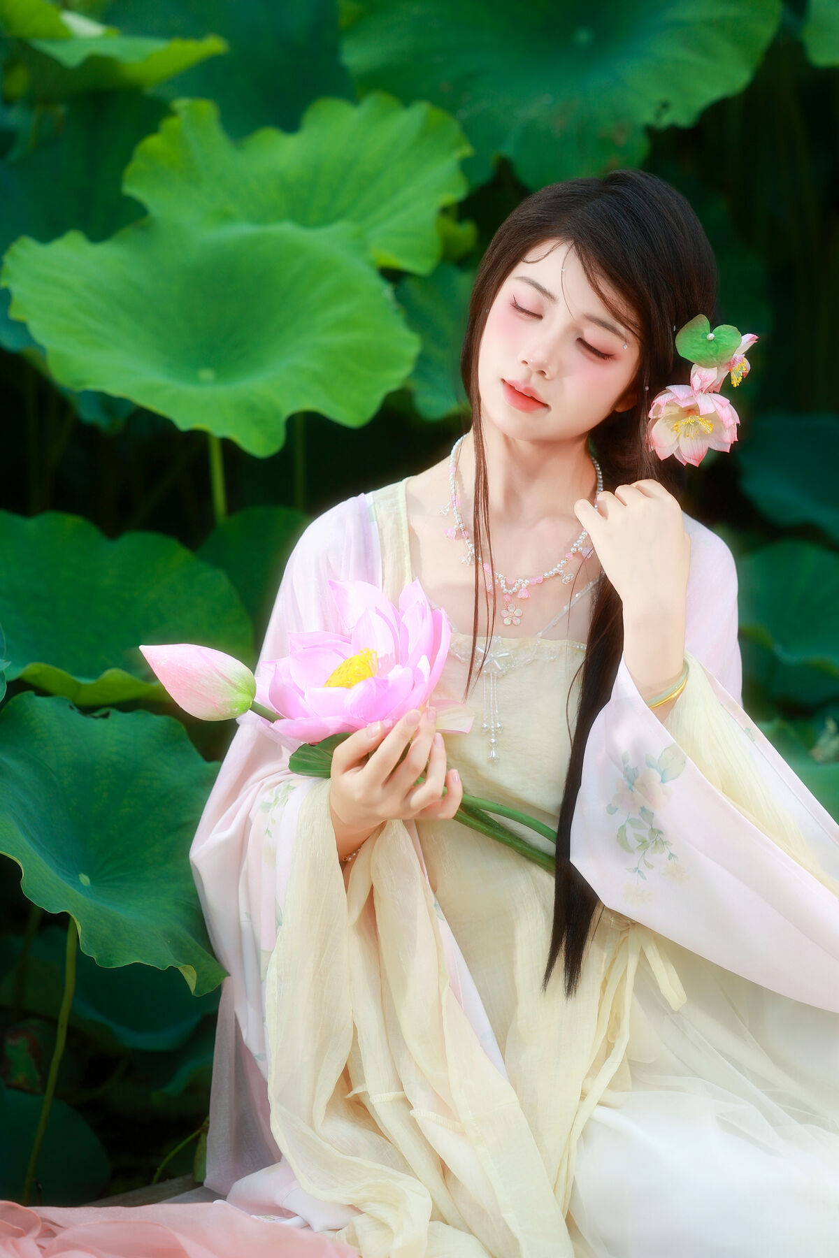 YiTuYu艺图语 Vol.9955 Xiao Du Tong Xue 54 YiTuYu艺图语 Vol.9955 Xiao Du Tong Xue