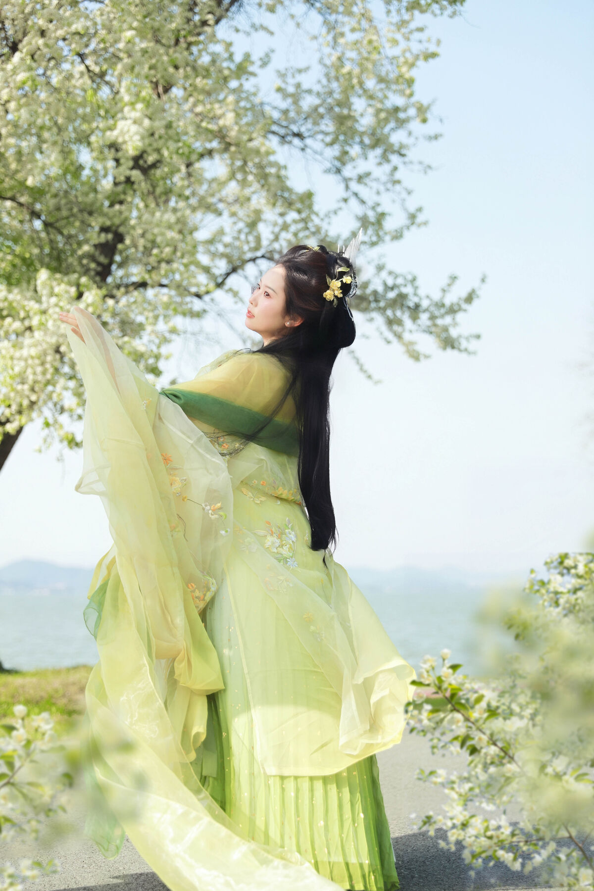 YiTuYu艺图语 Vol.9934 Han Han Ting 28 YiTuYu艺图语 Vol.9934 Han Han Ting