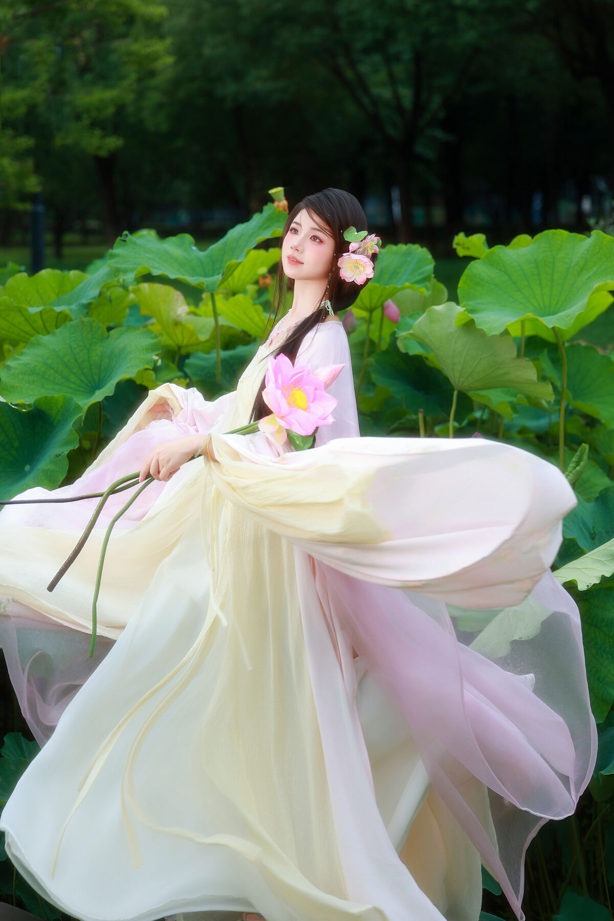 YiTuYu艺图语 Vol.9955 Xiao Du Tong Xue 56 YiTuYu艺图语 Vol.9955 Xiao Du Tong Xue