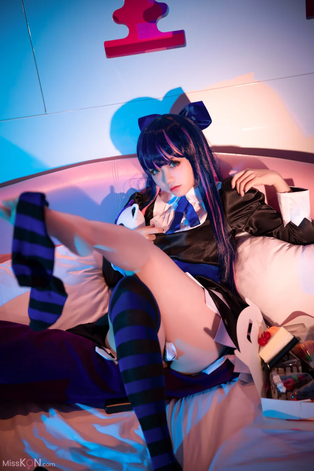 Coser@G44不会受伤: 吊带袜天使 史朵巾