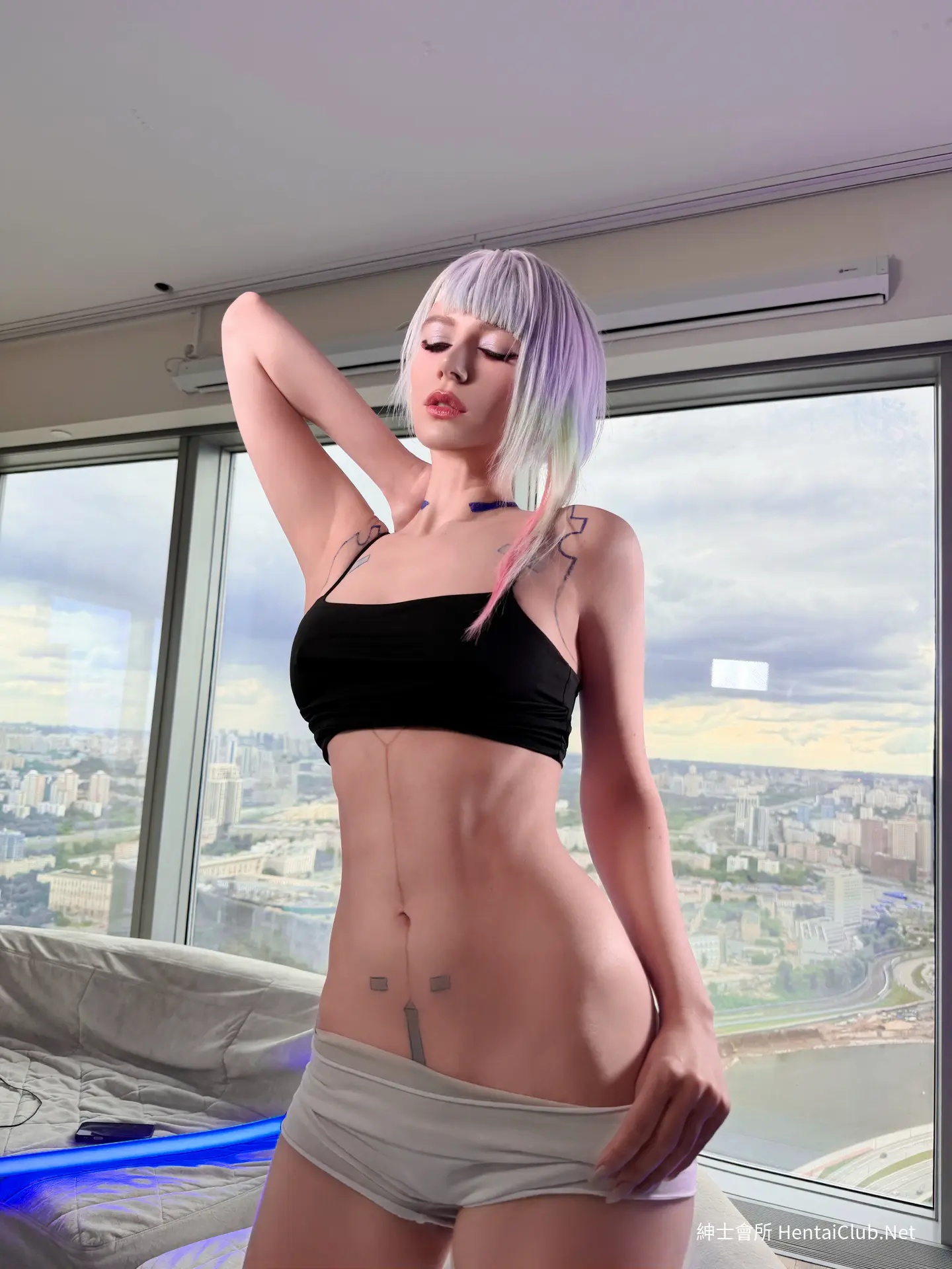 MikAllen Lucy 67 MikAllen Lucy