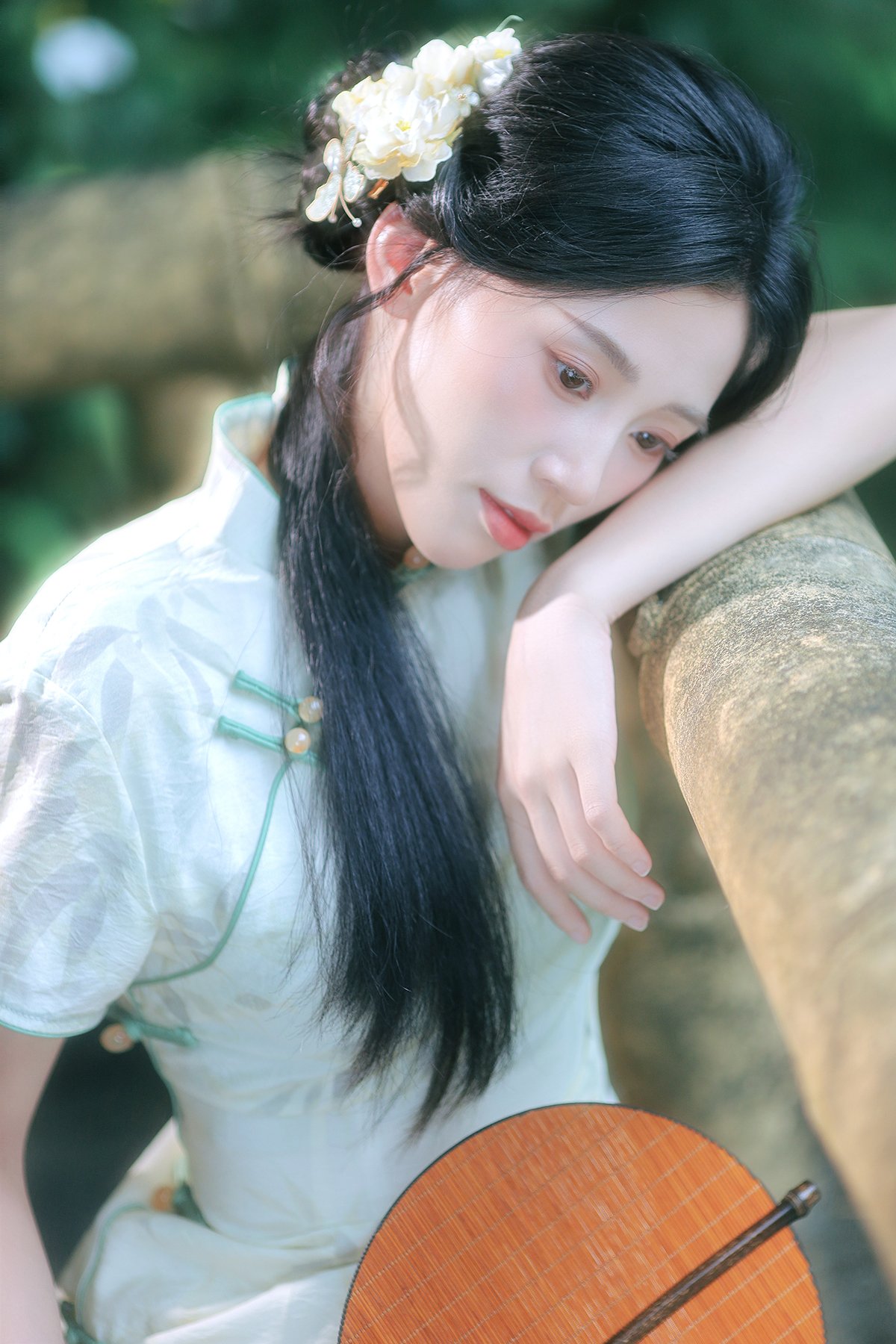 YiTuYu艺图语 Vol.9886 Zhong Ting Er 15 YiTuYu艺图语 Vol.9886 Zhong Ting Er
