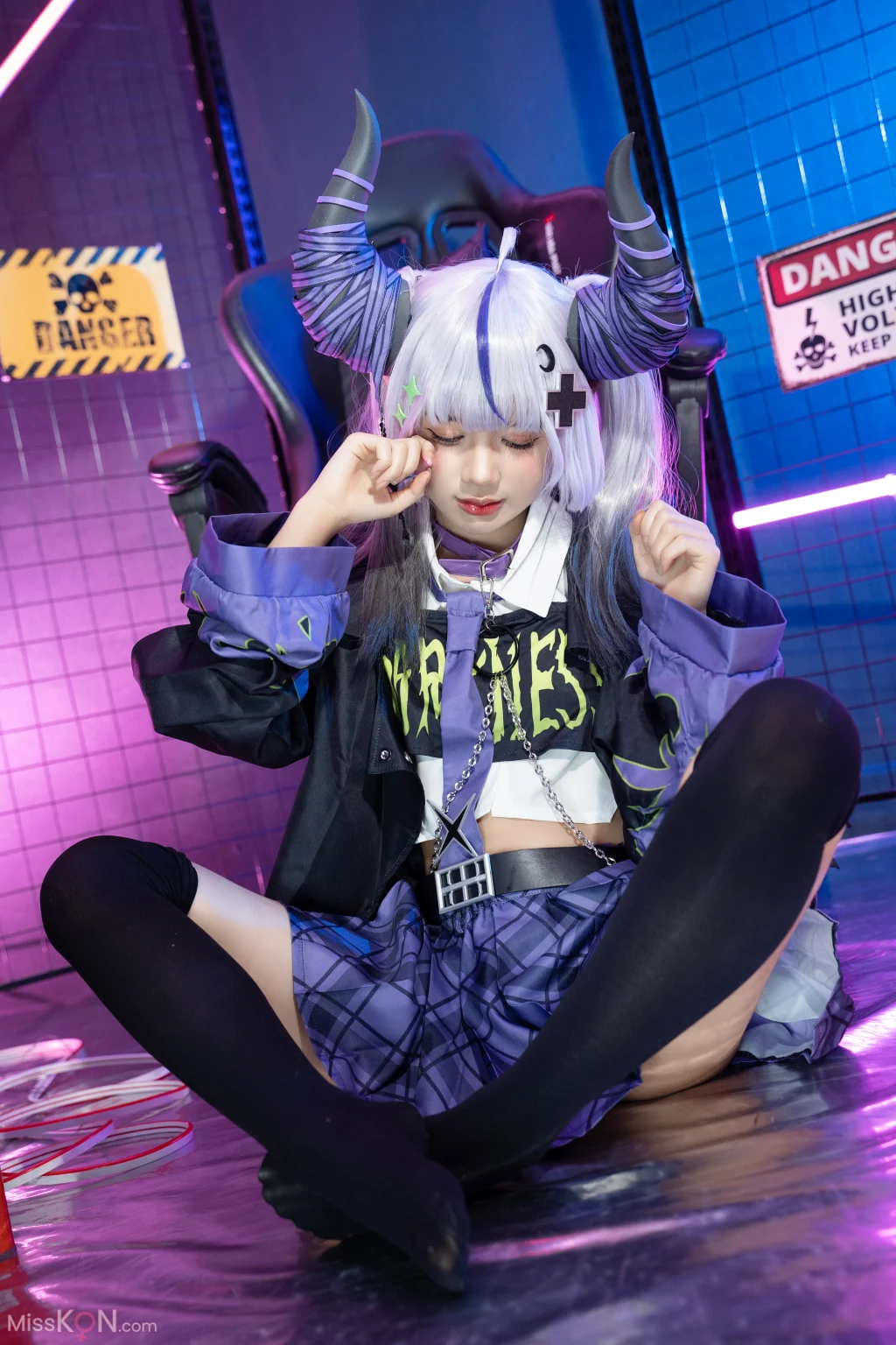 Coser@PoppaChan: Laplus in New Outfit 31 Coser@PoppaChan: Laplus in New Outfit