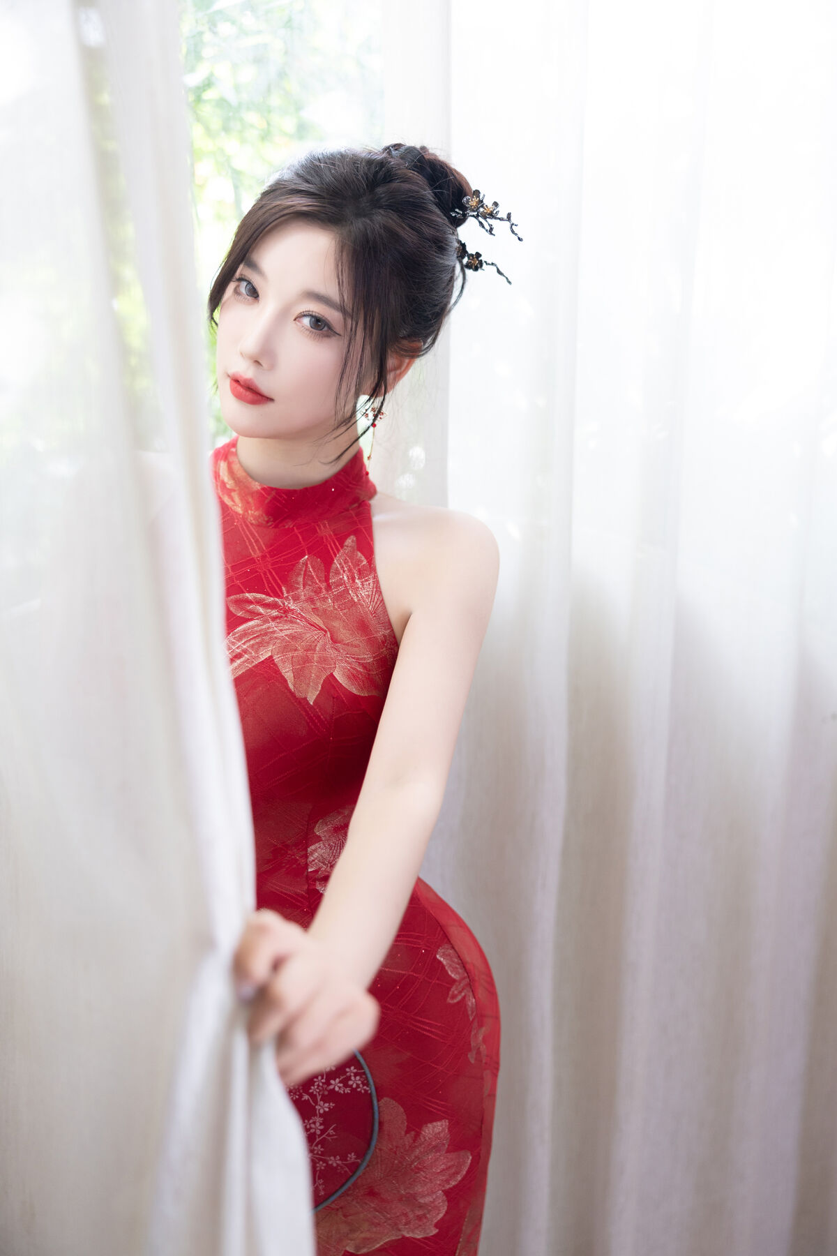内购无水印 Yang Chen Chen 杨晨晨Yome - 秀人网模特 红色旗袍 Part01 57 内购无水印 Yang Chen Chen 杨晨晨Yome - 秀人网模特 红色旗袍 Part01
