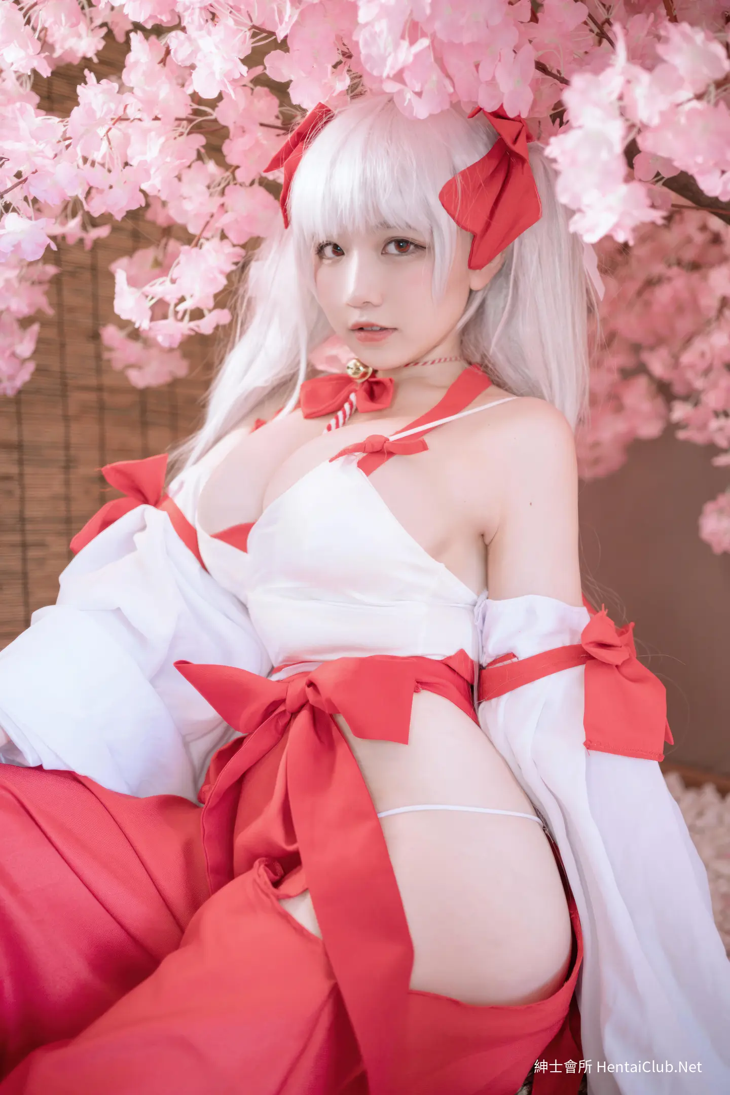 阿半今天很开心 碧蓝航线 可畏 巫女